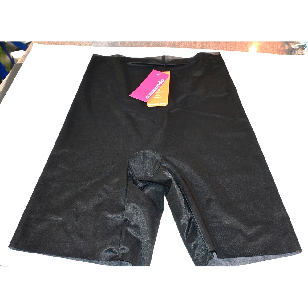 Commando Featherlight Control Short
